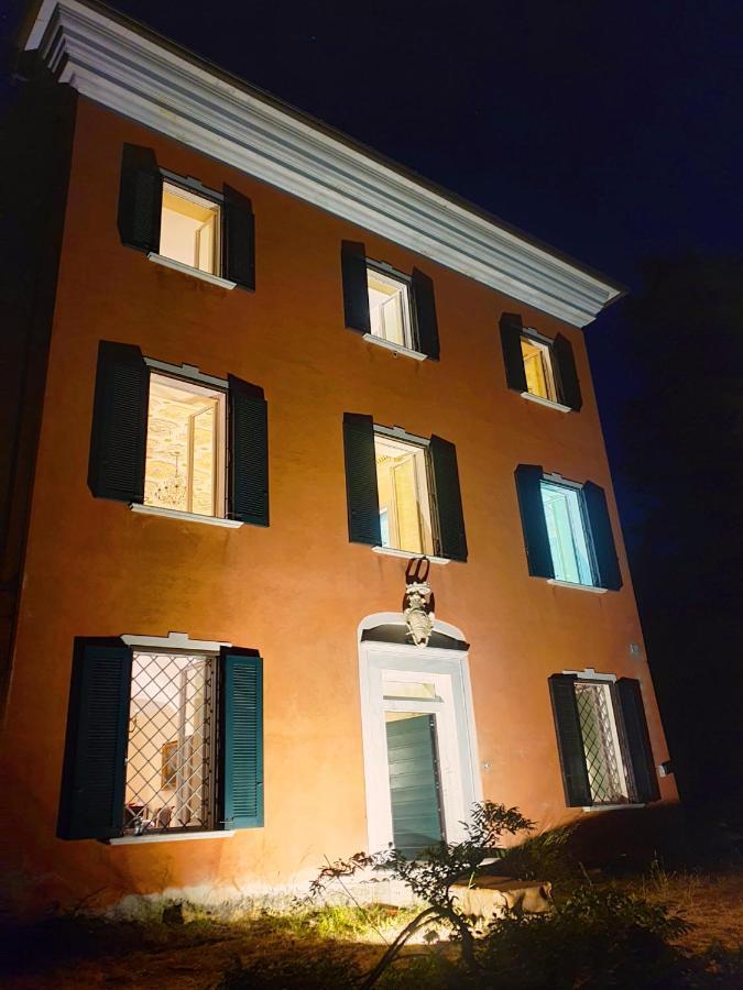 Villa De Benedetti Sarzana Kültér fotó