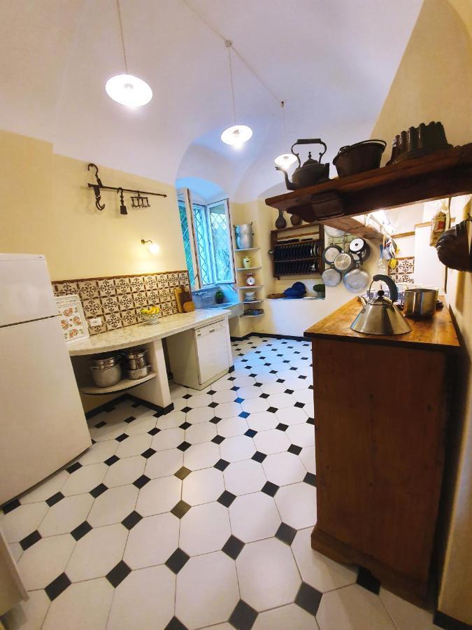 Villa De Benedetti Sarzana Kültér fotó