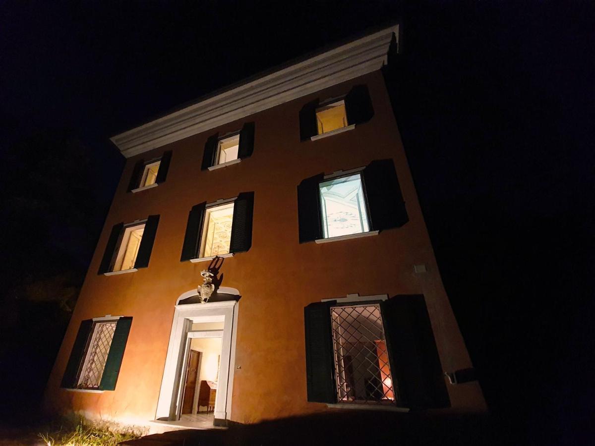 Villa De Benedetti Sarzana Kültér fotó